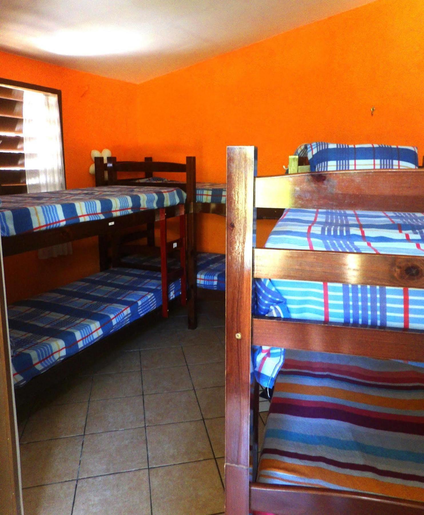 Media Veronica Hostel Suites Pipa Arez 外观 照片