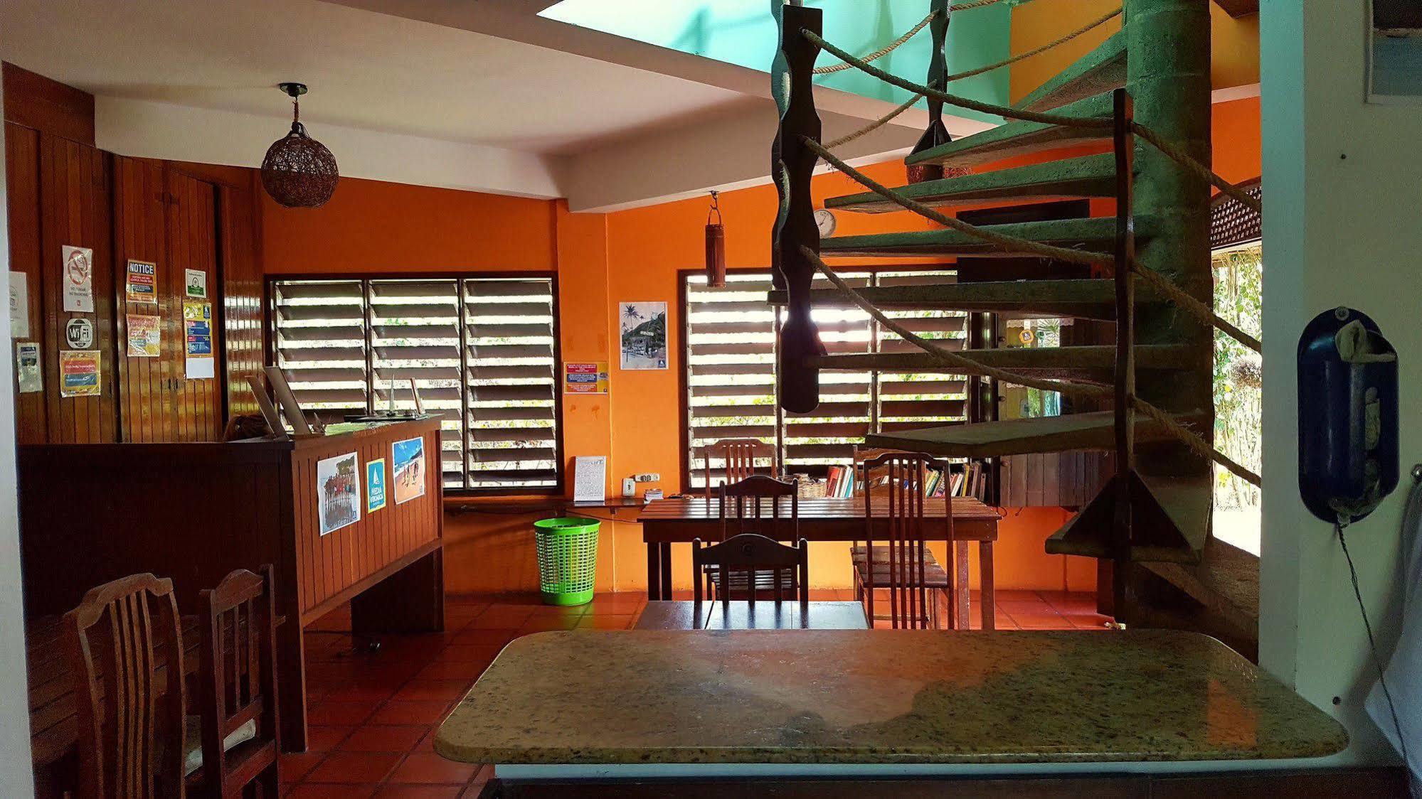 Media Veronica Hostel Suites Pipa Arez 外观 照片